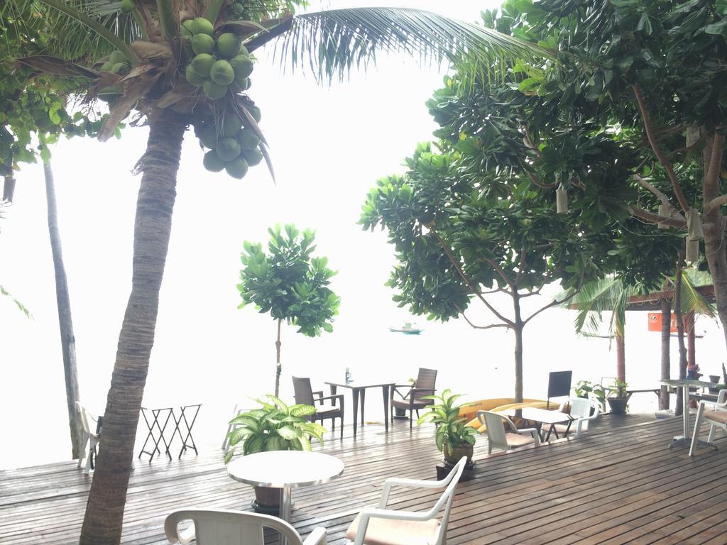 Salad Buri Resort- Sha Extra Plus Salad Beach Exterior photo