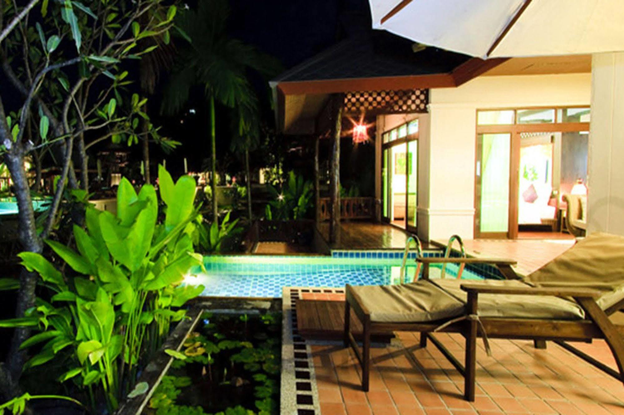 Salad Buri Resort- Sha Extra Plus Salad Beach Exterior photo